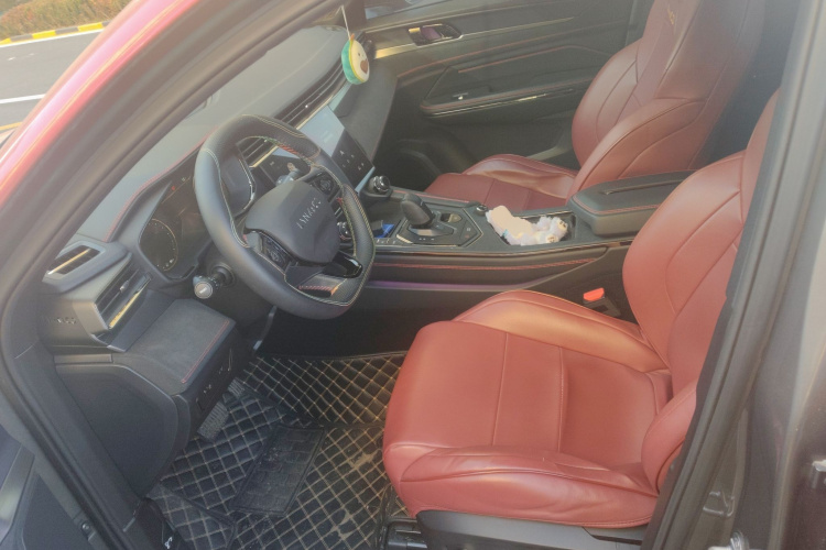 领克05 2022款 2.0TD 四驱劲Halo中控内饰19