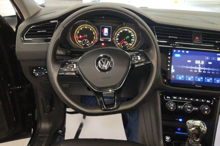 大众 途观L 2019款 改款 330TSI 自动两驱智动豪华版 国VI局部细节13