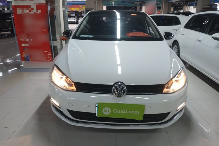 大众 高尔夫 2017款 230TSI 自动豪华百万辆纪念版车身外观2