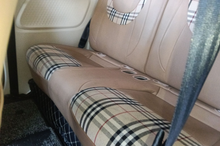 五菱汽车 宏光MINIEV 2024款 第三代 215km 进阶版中控内饰21