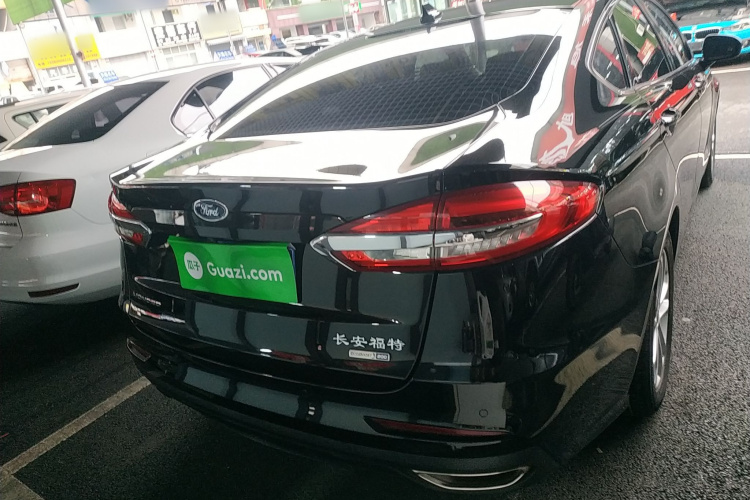 福特 蒙迪欧 2020款 EcoBoost 200 时尚型车身外观6