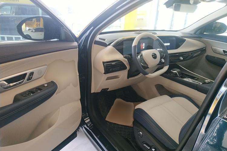 东风风神 皓极 2022款 马赫动力 1.5T 敢爱版中控内饰20