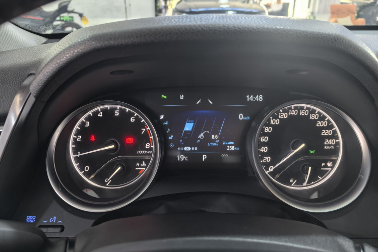 丰田 凯美瑞 2021款 2.0G 豪华版局部细节14