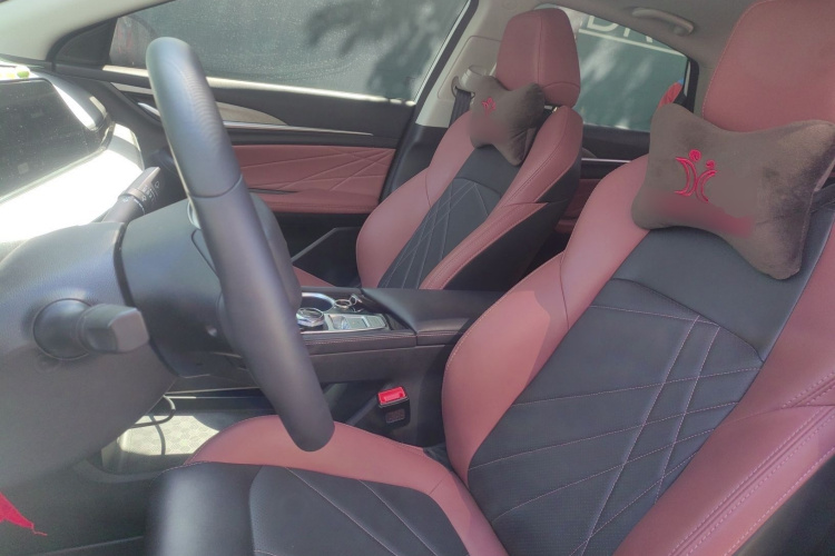 长安 逸动 2022款 PLUS 蓝鲸NE 1.4T GDI DCT尊贵版中控内饰19