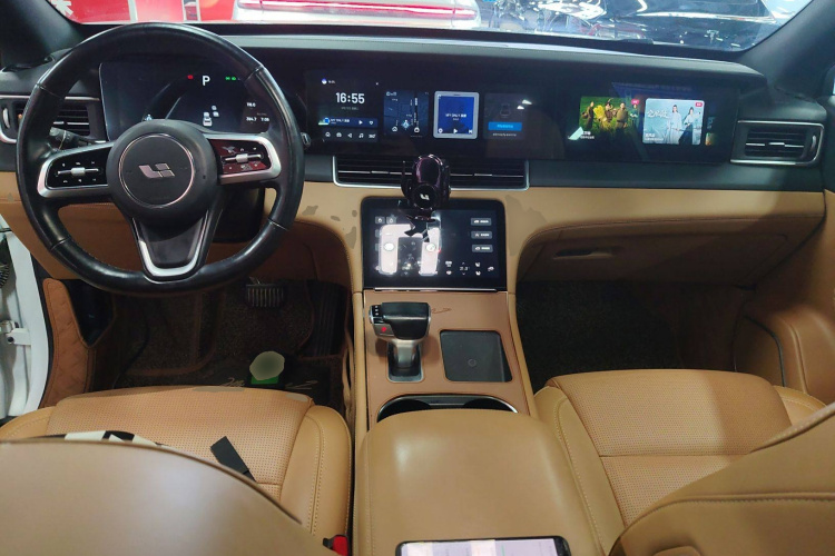 理想汽车 理想ONE 2021款 增程6座版中控内饰12