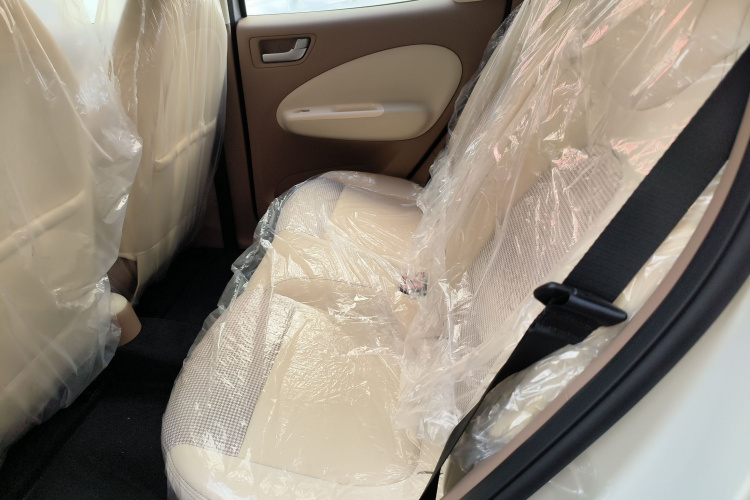 五菱汽车 宏光MINIEV 2025款 四门版 进阶款中控内饰21