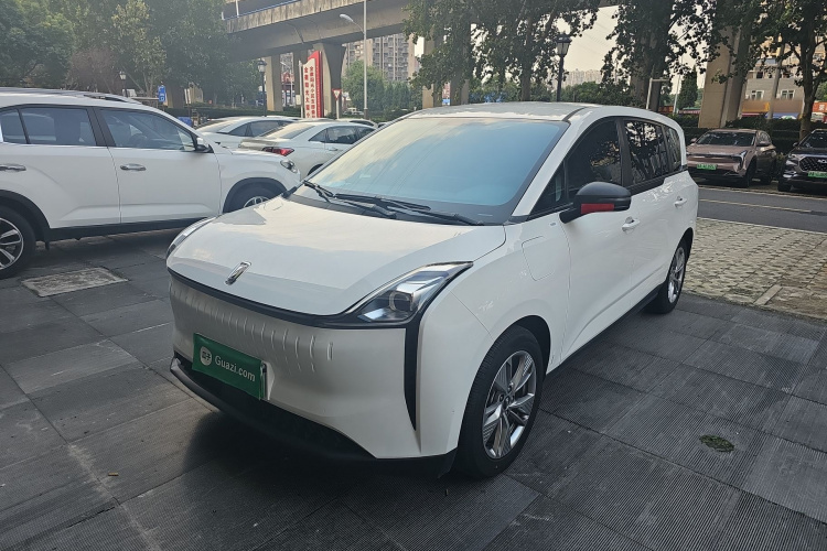 奔腾NAT 2023款 PRO 舒享出行换电版 401km车身外观1