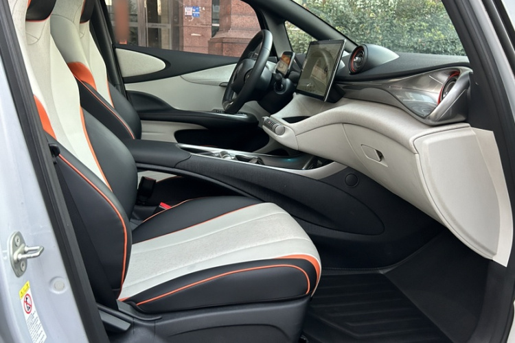 比亚迪 海豚 2021款 405km 时尚版中控内饰7002