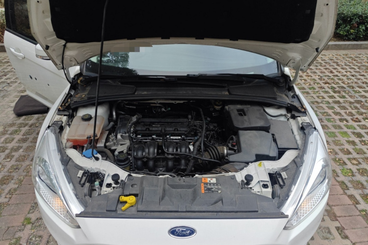 福特 福克斯 2018款 两厢经典 1.6L 自动舒适型智行版局部细节24