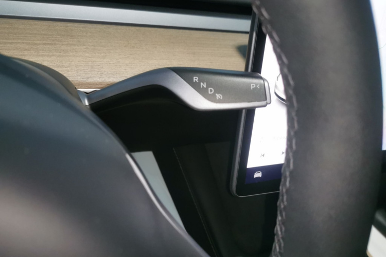 特斯拉 Model Y 2022款 改款 长续航全轮驱动版局部细节18