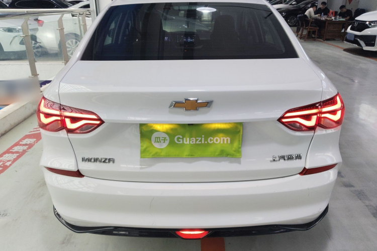 雪佛兰 科鲁泽 2023款 1.5L 双离合乐享版车身外观6