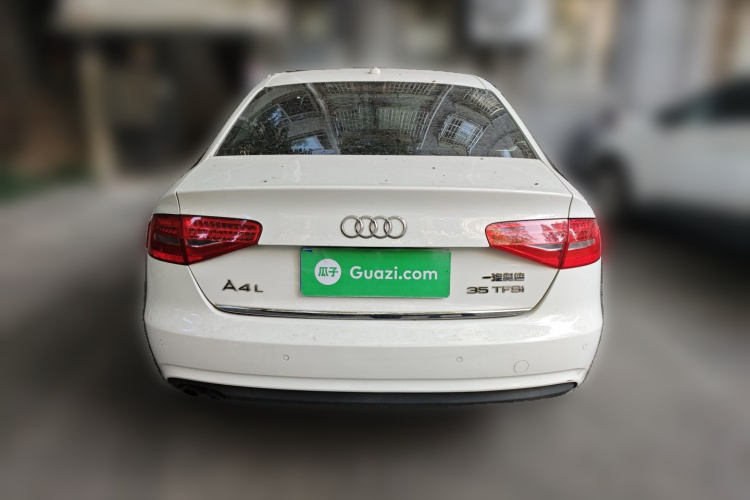 奥迪A4L 2013款 35 TFSI 自动技术型车身外观6004