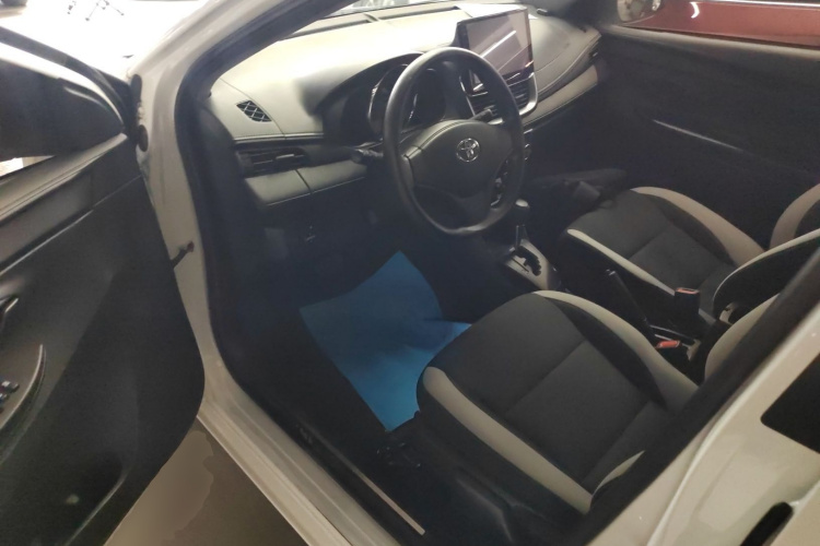 丰田 YARiS L 致炫 2021款 1.5L CVT领先版中控内饰20