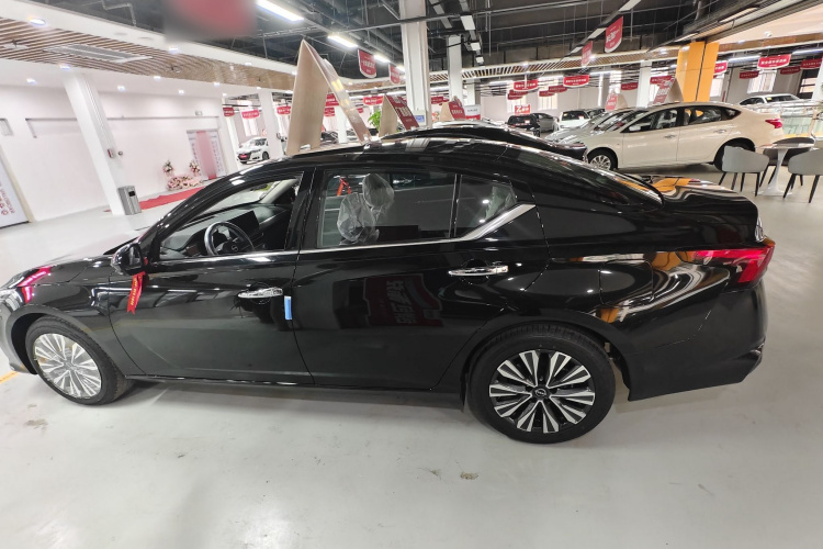 日产 天籁 2024款 2.0L XE 真心版车身外观6003