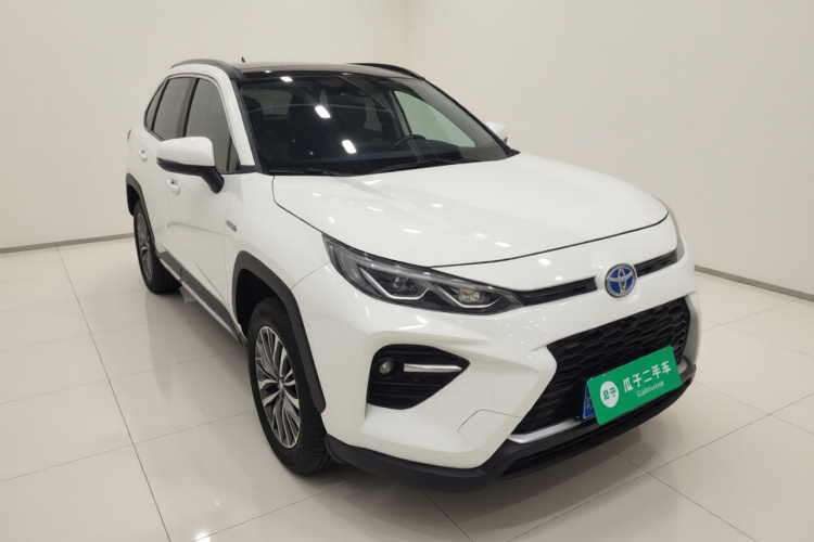 丰田 威兰达 2023款 双擎 2.5L E-CVT两驱豪华PLUS版车身外观3