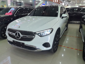 奔驰GLC 2023款 GLC 260 L 4MATIC 动感型 7座