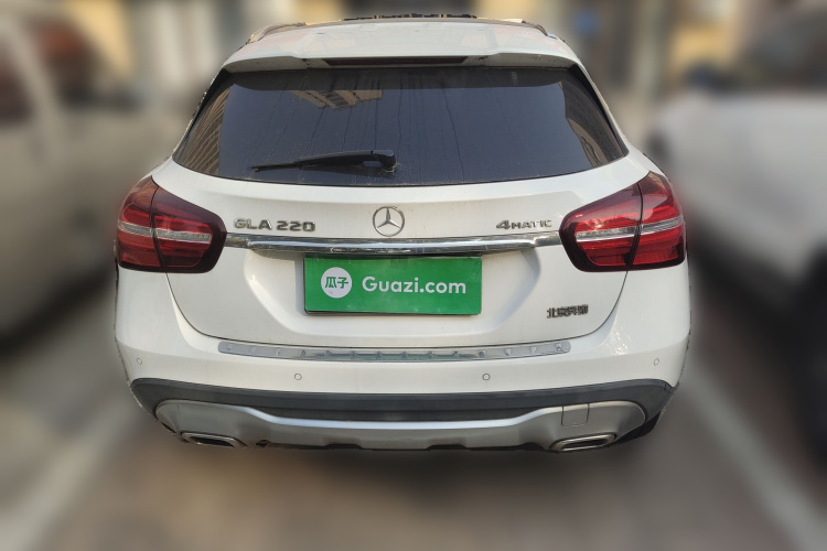 奔驰GLA 2017款 GLA 220 4MATIC 时尚型车身外观6004
