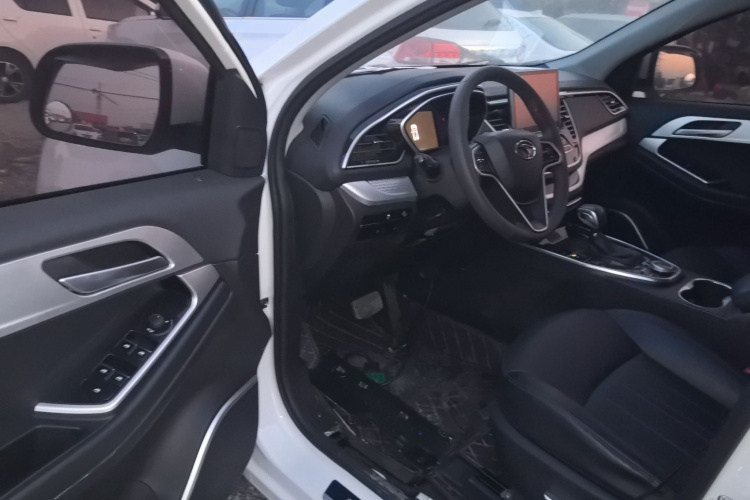 东南DX7 2019款 1.5T 自动智联旗舰版 国VI中控内饰20