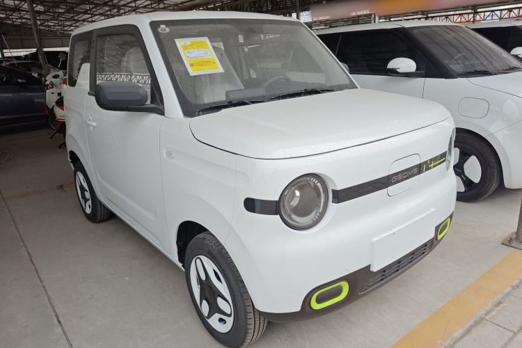 吉利银河 熊猫 2025款 210km 元气熊车身外观3