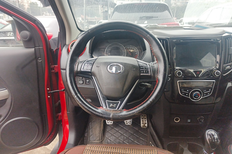 长城M4 2014款 1.5L 手动舒适型中控内饰13
