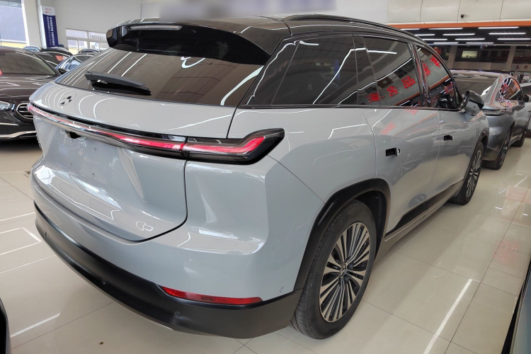 蔚来ES7 2022款 75kWh车身外观7