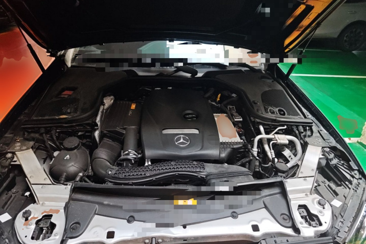 奔驰E级(进口) 2019款 E 200 4MATIC 轿跑车局部细节24