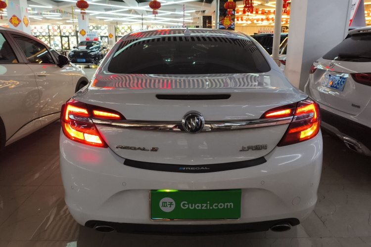 别克 君威 2015款 1.6T 精英技术型车身外观6