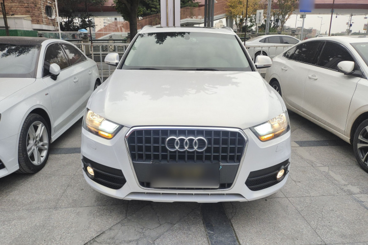 奥迪Q3 2015款 35 TFSI 进取型车身外观2