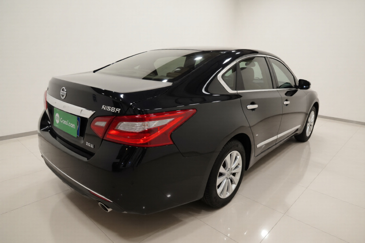 日产 天籁 2016款 改款 2.0L XL舒适版车身外观7