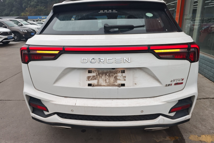 大乘汽车 大乘G70s 2019款 2.0T 自动至尊型车身外观6