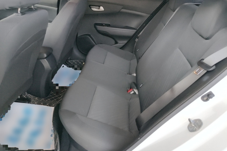 起亚 福瑞迪 2019款 1.6L 自动风尚版 国VI中控内饰7004