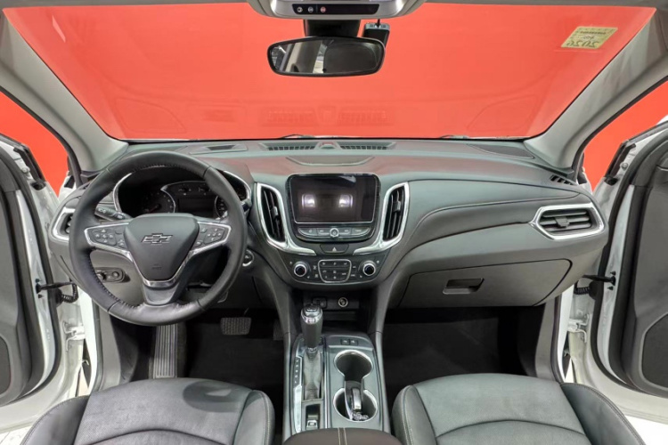 雪佛兰 探界者 2018款 550T 自动四驱捍界版车身外观6002