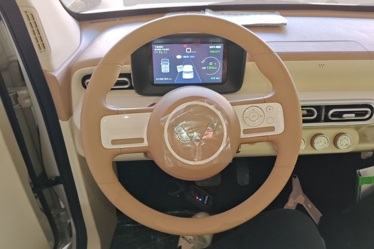 五菱汽车 宏光MINIEV 2024款 第三代 215km 青春版中控内饰13