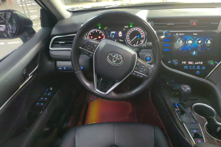 丰田 凯美瑞 2019款 2.0G 豪华版 国VI中控内饰13