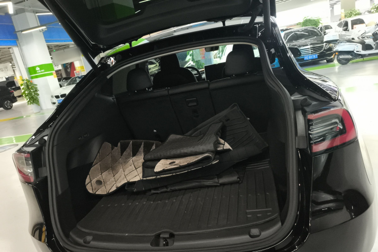 特斯拉 Model Y 2023款 后轮驱动版机舱底盘23