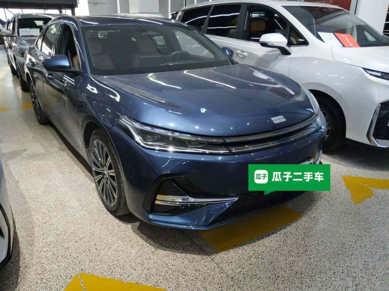 吉利银河 银河A7 2025款 EM-i 150km 星舰版(5)