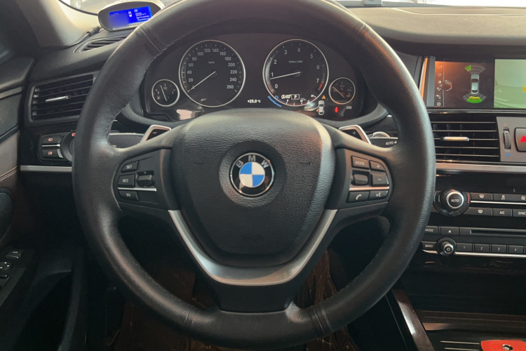 宝马X4 2016款 xDrive20i M运动型局部细节13