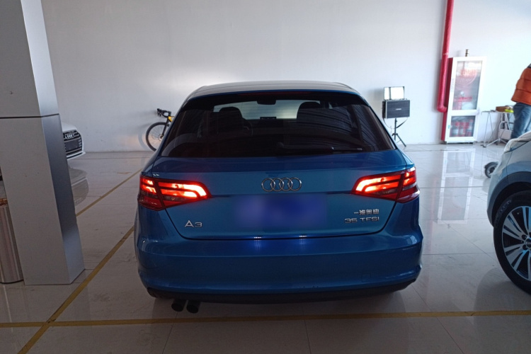 奥迪A3 2016款 Sportback 35 TFSI 进取型车身外观6