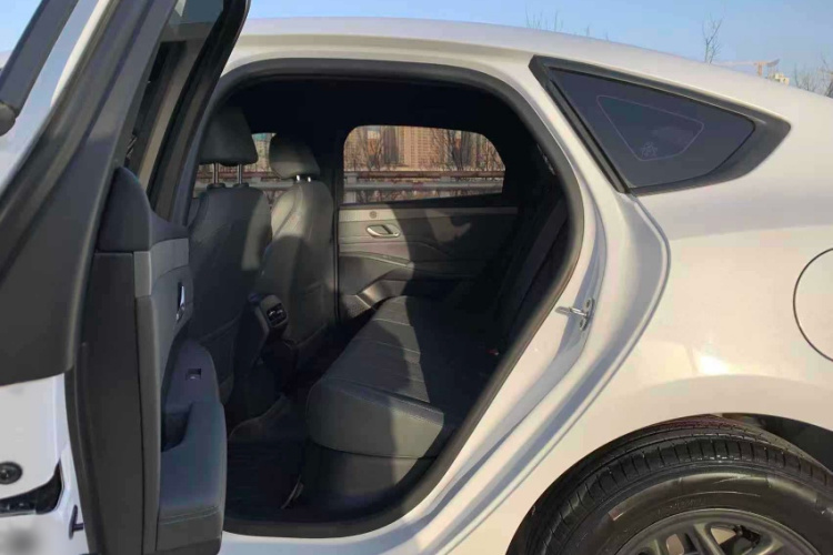 比亚迪 秦PLUS 2025款 DM-i 智驾版 55KM领先型中控内饰7001