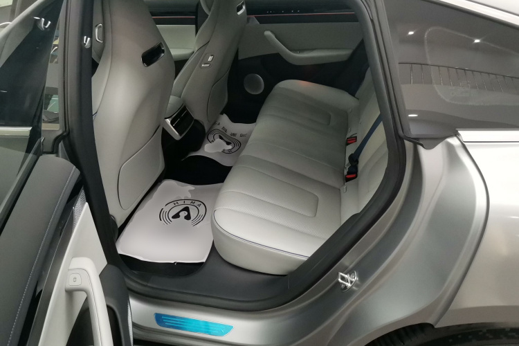 鸿蒙智行 智界S7 2024款 Max RS中控内饰7004