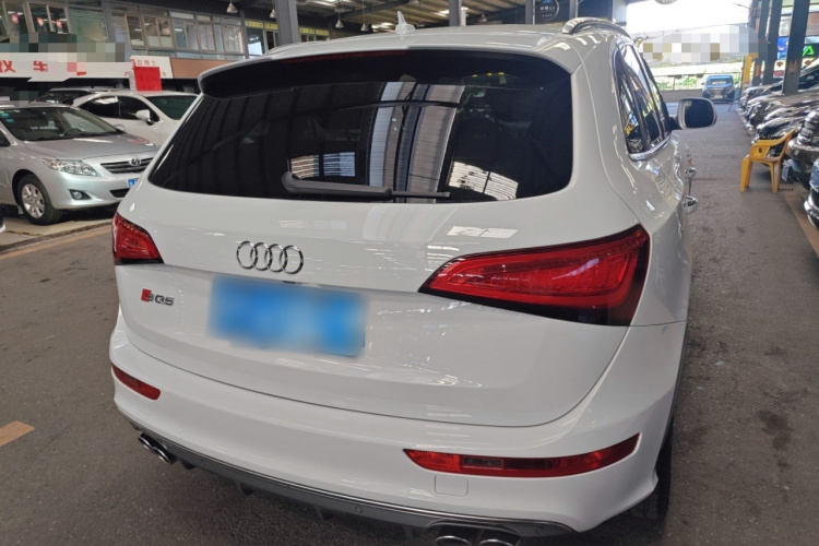 奥迪Q5(进口) 2017款 SQ5 3.0 TFSI quattro车身外观6004