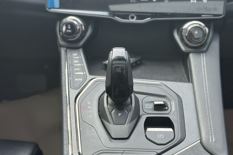 领克01 2021款 2.0TD 四驱劲Halo局部细节18