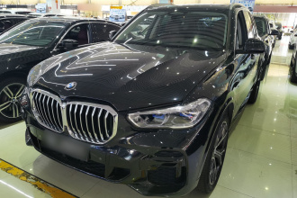 宝马X5(进口) 2022款 xDrive40i 尊享型 M运动套装