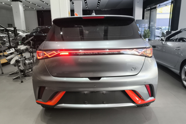 比亚迪 海豚 2021款 405km 时尚版车身外观6