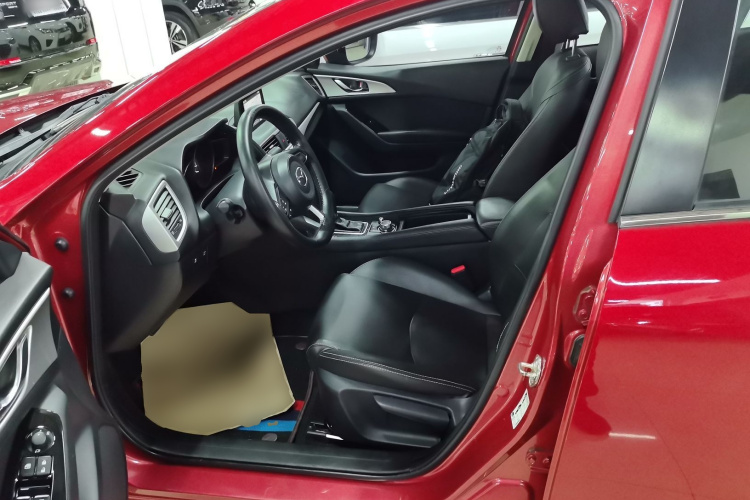 马自达3 昂克赛拉 2017款 三厢 1.5L 自动豪华型 国VI中控内饰19