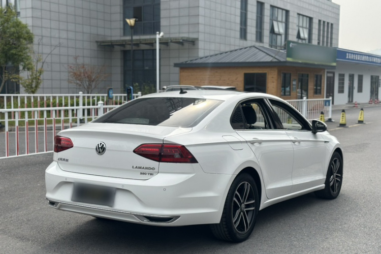 大众 凌渡 2021款 改款 280TSI DSG舒适版车身外观6006