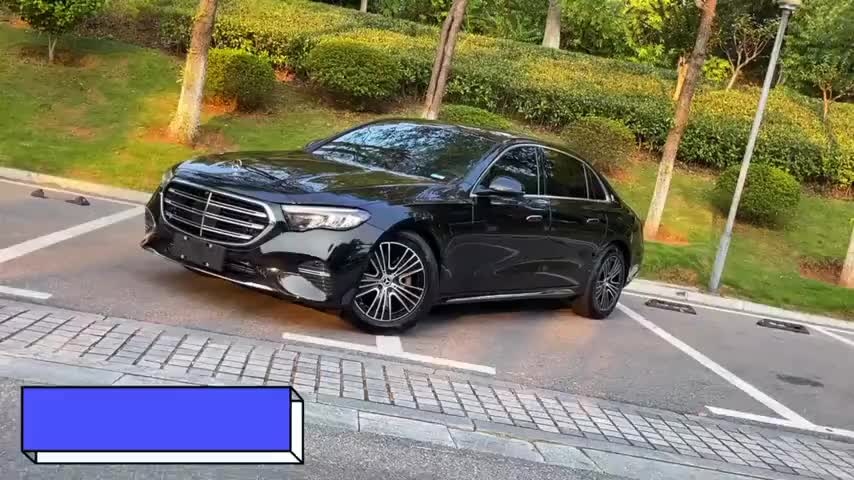 奔驰E级 2024款 E 260 L实拍1