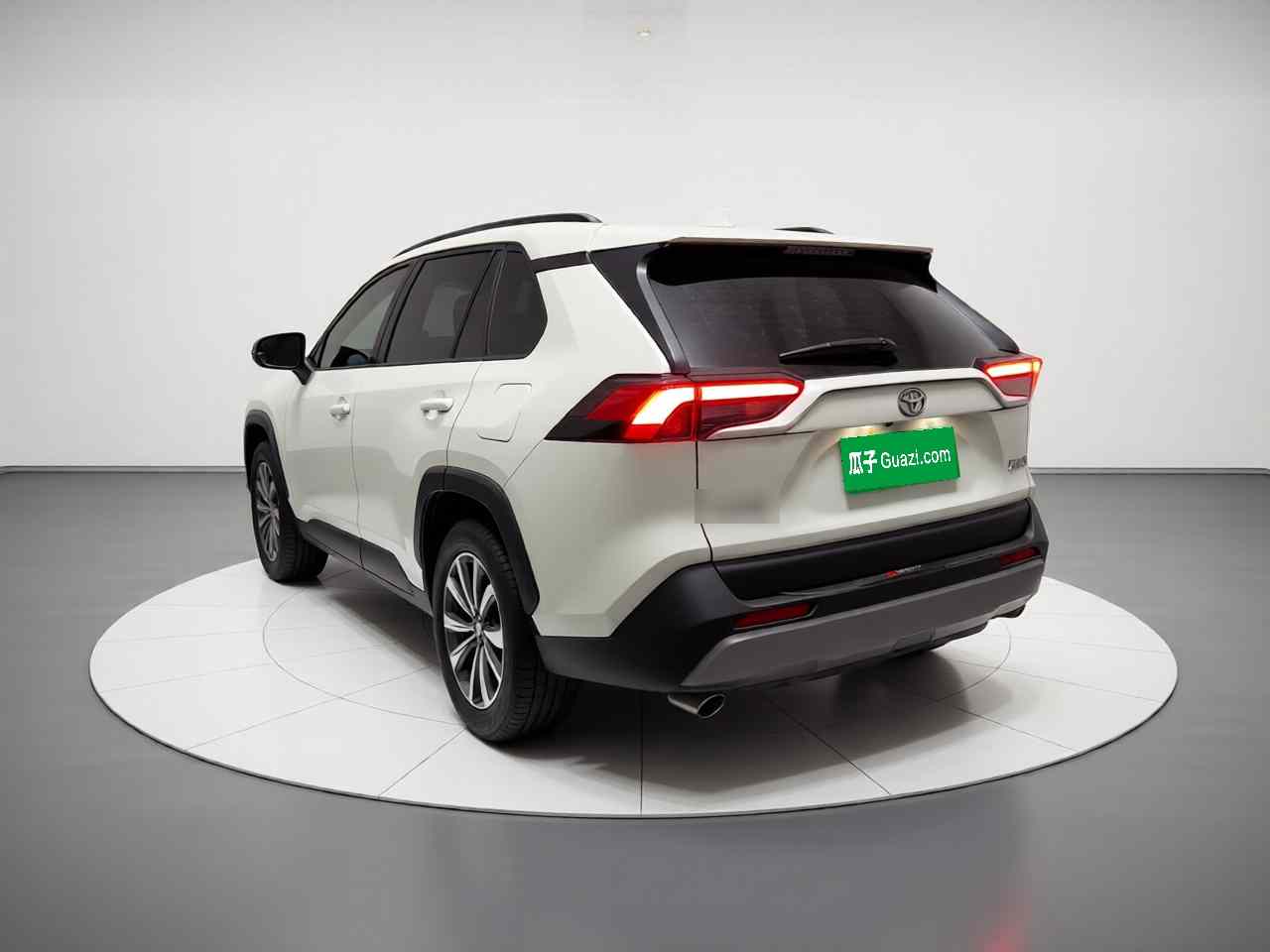 丰田 RAV4荣放 2023款 2.0L CVT两驱风尚Plus版(3)