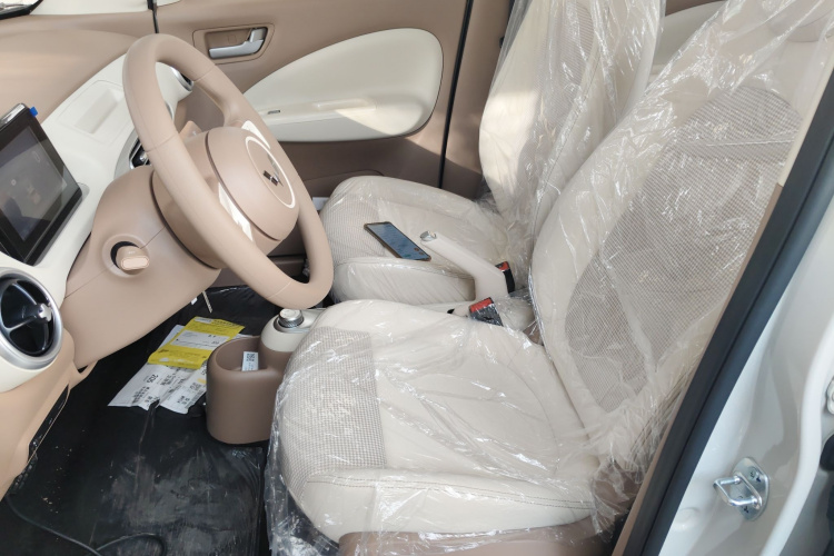 五菱汽车 宏光MINIEV 2025款 四门版 进阶款中控内饰19