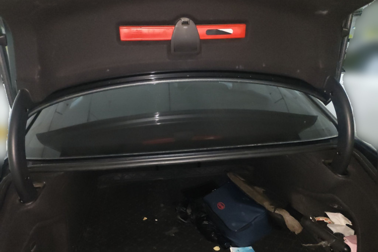 奥迪A4L 2019款 40 TFSI 进取型 国VI中控内饰23